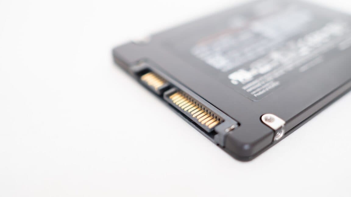 Websites can now infer what files you have via SSD timing attacks