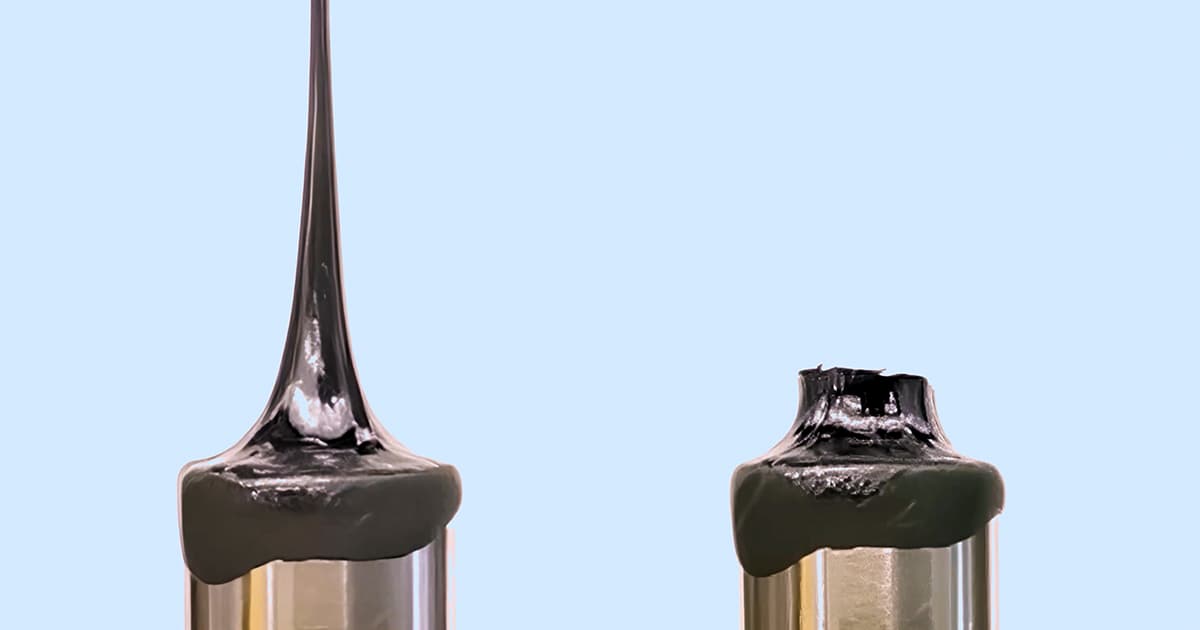 Researchers discover liquids can fracture like solids under certain conditions
